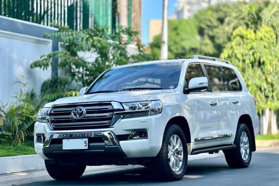 HOT!!! 2016 Toyota Land Cruiser Premium for sale at affordable price 