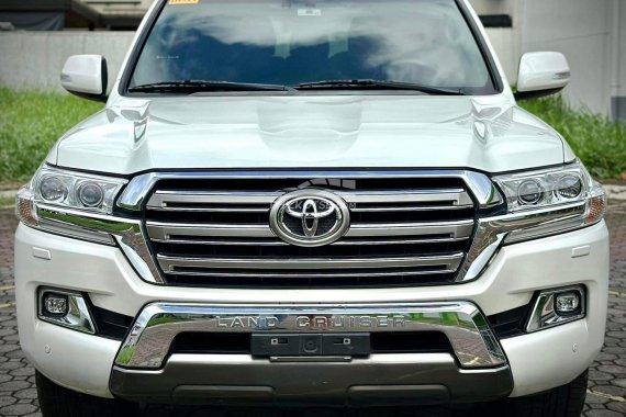 HOT!!! 2018 Toyota Land Cruiser 200 for sale at affordable price 