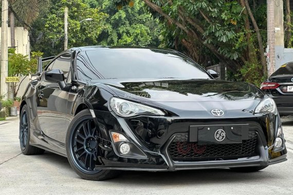 HOT!!! 2013 Toyota GT 86 for sale at affordable price 