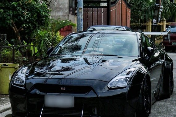 HOT!!! 2011 Nissan GTR R35 LW for sale at affordable price 