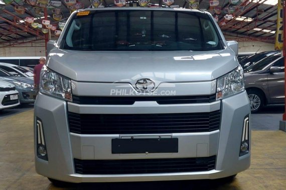 Sell Silver 2020 Toyota Hiace  Commuter Deluxe in used