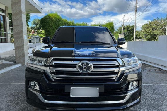 HOT!!! 2019 Toyota Land Cruiser LC200 Premium for sale at affordable price 