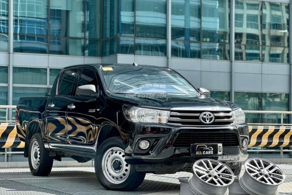 2018 Toyota Hilux E Diesel Manual with Free Mags!