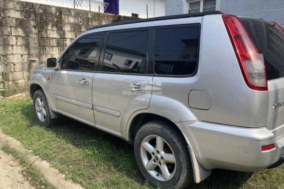 Selling used 2003 Nissan X-Trail SUV / Crossover 