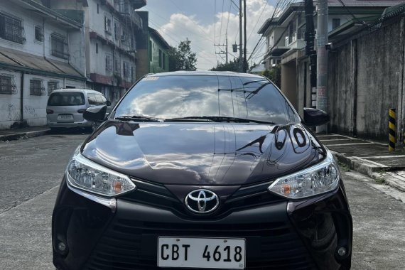 Toyota Vios 1.3XLE 2023 Cvt Blackish Red