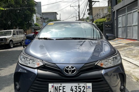 2022 Vios XLE Automatic Grayish Blue