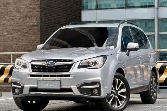 2017 Subaru Forester AWD 2.0 I-P Gas Automatic with Sun Roof!