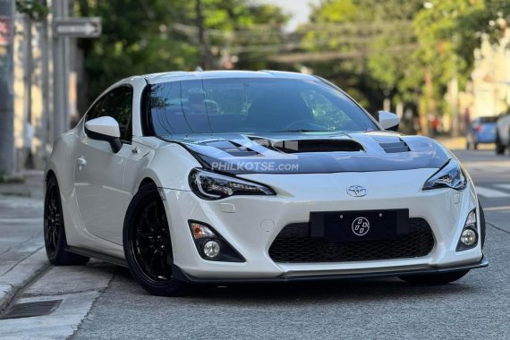 HOT!!! 2013 Toyota GT 86 M/T for sale at affordable price 
