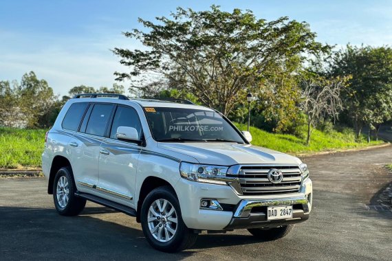 HOT!!! 2019 Toyota Land Cruiser VX V8 Premium for sale 