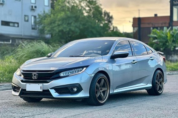 HOT!!! 2016 Honda Civic RS Turbo top of the line for sale at affordable price 