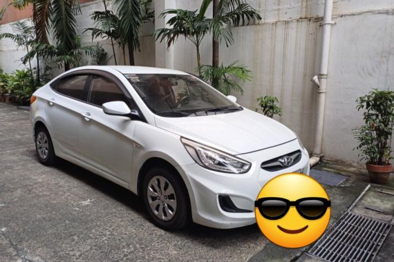 FOR SALE!!! White 2014 Hyundai Accent  affordable price