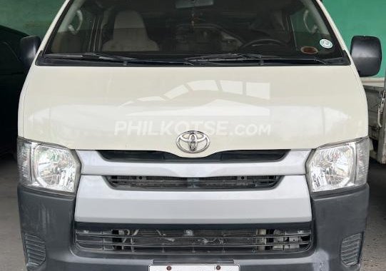 Selling repossessed 2019 Toyota Hiace  in White