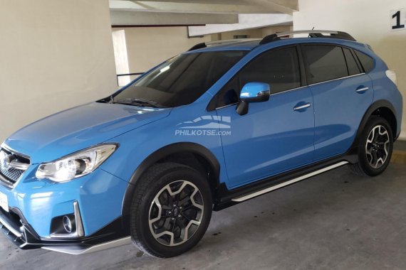 2017 Subaru XV Crosstrek Premium (Limited Edition Hyperblue)