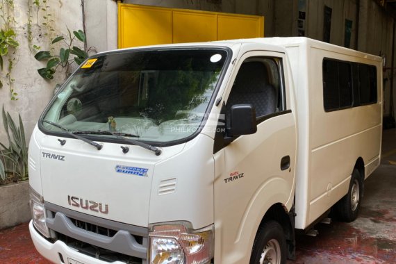 2021 Isuzu Travis L dual AC