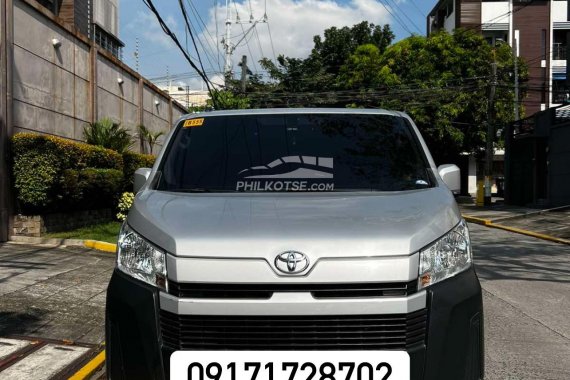 2023 Hiace Commuter Delux free transfer of ownership