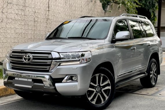 HOT!!! 2017 Toyota Land Cruiser VX Premium Diesel for sale at afffordable price