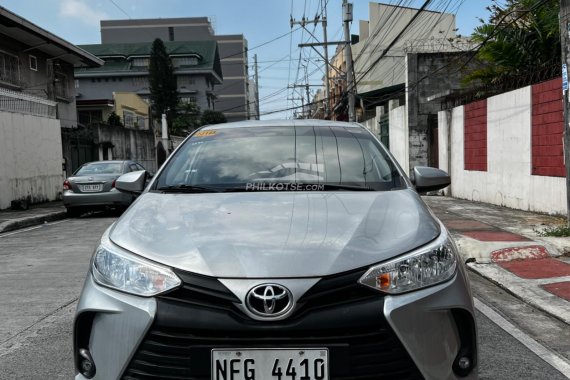 Toyota Vios XLE CVT 2022 silver