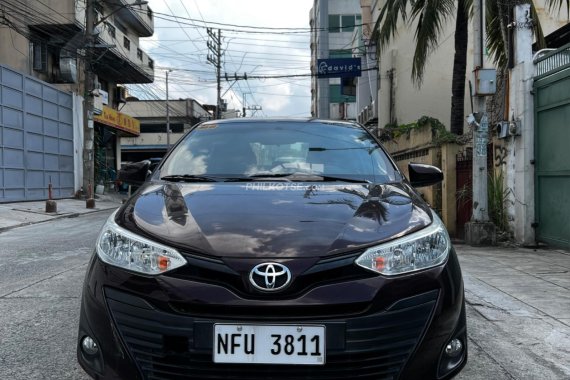 2020 Vios XLE M/T Blackish red