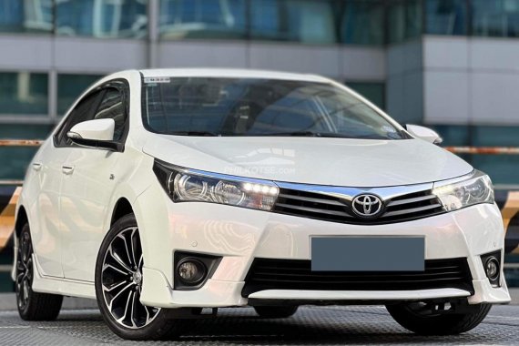 2016 TOYOTA COROLLA ALTIS 2.0 V AT GAS (TOP OF THE LINE)