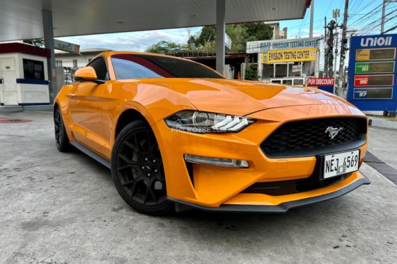 Very low mileage 2019 Ford Mustang 2.3L Ecoboost Automatic