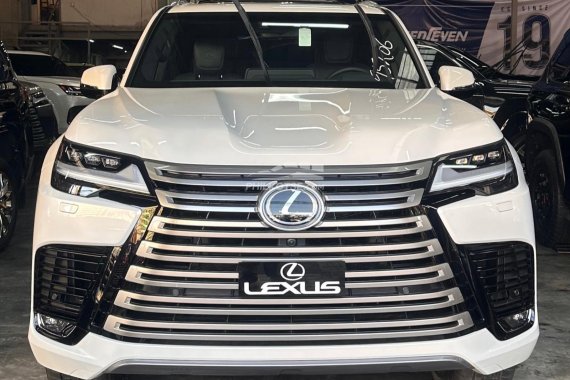 2024 Lexus LX 600 Ultra Luxury (4 Seater) TOP OF THE LINE BRAND NEW