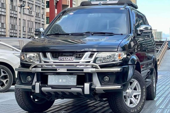 2015 ISUZU XUV 2.5 AT DIESEL (CROSSWIND)- ☎️ 09674379747