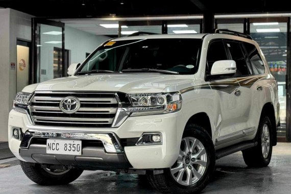 HOT!!! 2018 Toyota Land Cruiser LC200 VX Limited for sale at affordable price