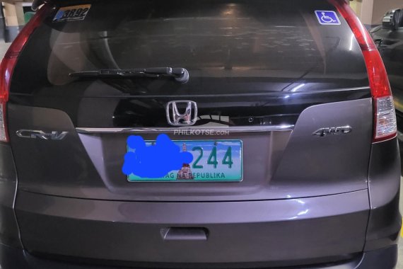 Honda CR-V 2.L AWD with 3rd row seat