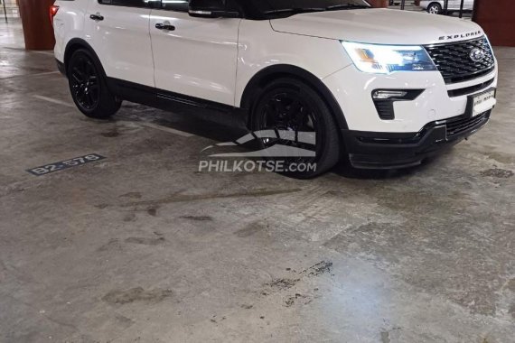 Selling used 2018 Ford Explorer Wagon 