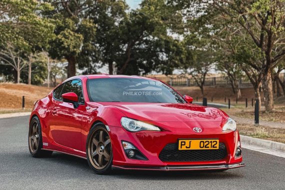 HOT!!! 2014 Toyota GT86 M/T for sale at affordable price