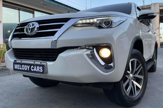 Top of the Line 2017 Toyota Fortuner V AT Pearl White Limited Casa Maintain 