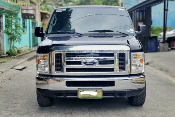 Ford E150 Econoline XLT premium 2010 AT