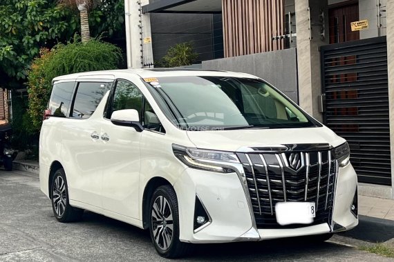 HOT!!! 2020 Toyota Alphard for sale at affordable price