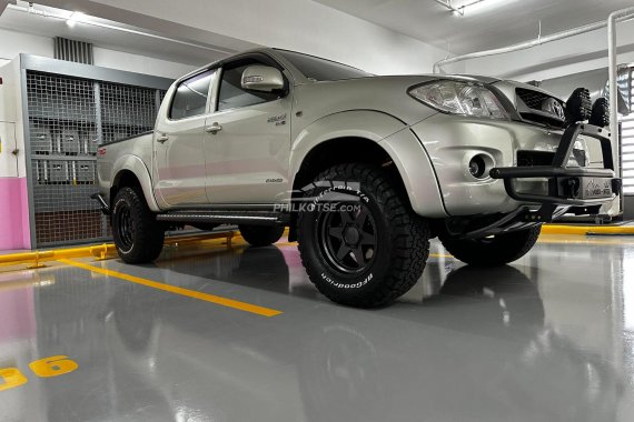 Pre-owned 2009 Toyota Hilux  2.4 G DSL 4x2 M/T for sale