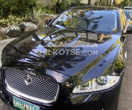 Black Jaguar XJL 2011 in excellent condition for sale 