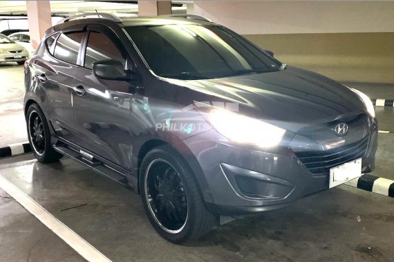 FOR SALE!!! Grey 2010 Hyundai Tucson  2.0 GL 6AT 2WD affordable price