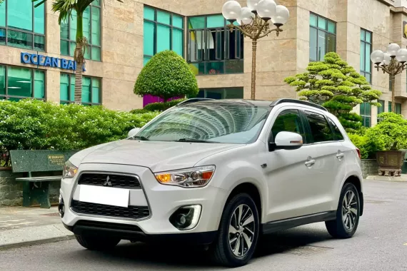 RUSH sale! White 2019 Mitsubishi Outlander MPV cheap price