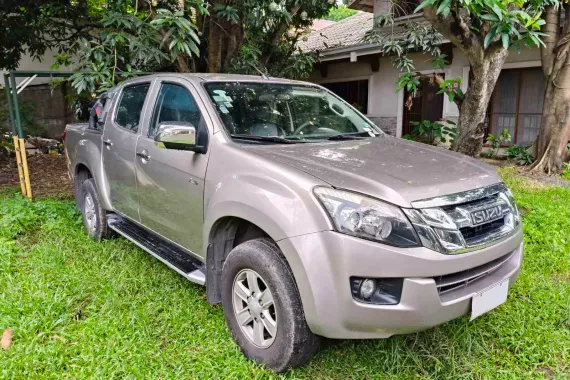 Beige 2015 Isuzu D-Max  Automatic for sale