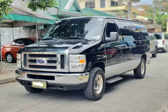 Ford E150 Econoline XLT premium 2010 AT