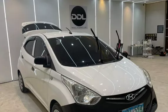 White 2012 Hyundai Eon Hatchback second hand for sale