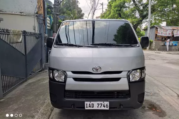 Toyota hi ace commuter 3.0 manual 60k odo no issues desiel and go 