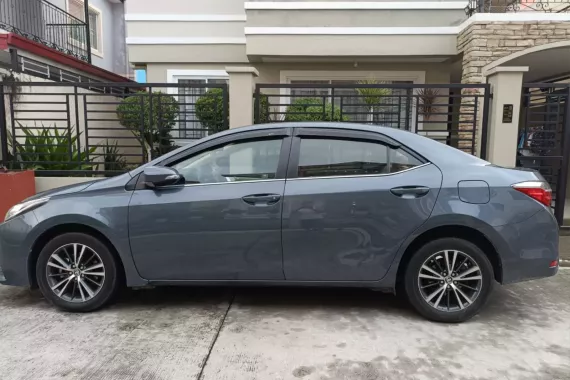 Toyota Corolla Altis 1.6 G 2018.Mileage 35,000 km,Gray Metallic