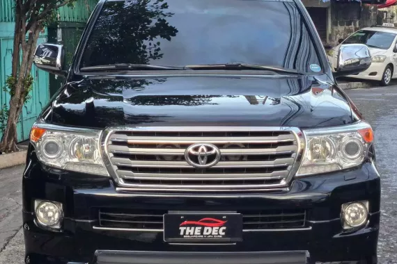 HOT!!! 2015 Toyota Land Cruiser LC200 VX for sale at affordable price