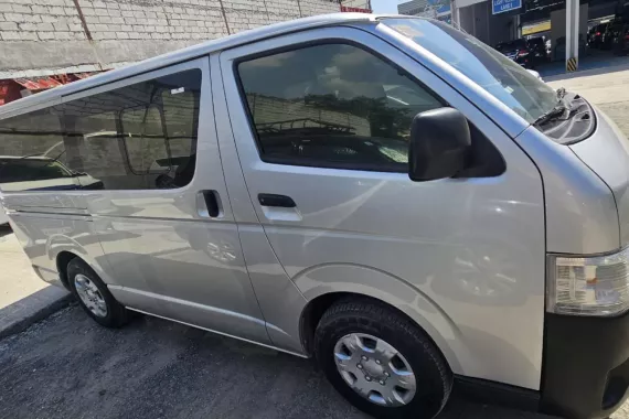 Good quality 2018 Toyota Hiace  Commuter 3.0 M/T for sale