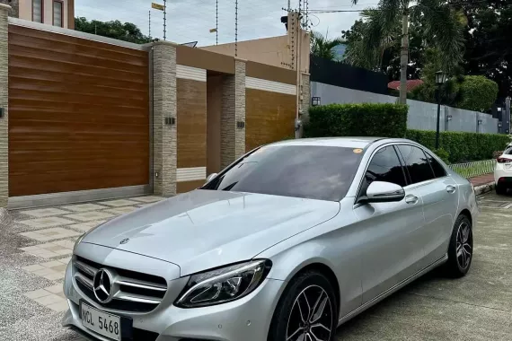 HOT!!! 2018 Mercedes Benz C180 for sale at affordable price