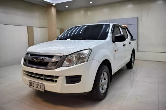 2017  Isuzu MU-X  LT-X 2.5L  ( Splash White ) Manual  Diesel  588t Negotiable Batangas Area  PHP  58