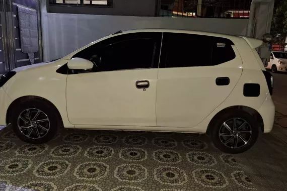 FOR SALE!!! White 2022 Toyota Wigo  1.0 G AT affordable price