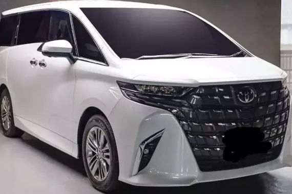 HOT!!! 2024 Toyota Alphard Hybrid for sale at affordable price