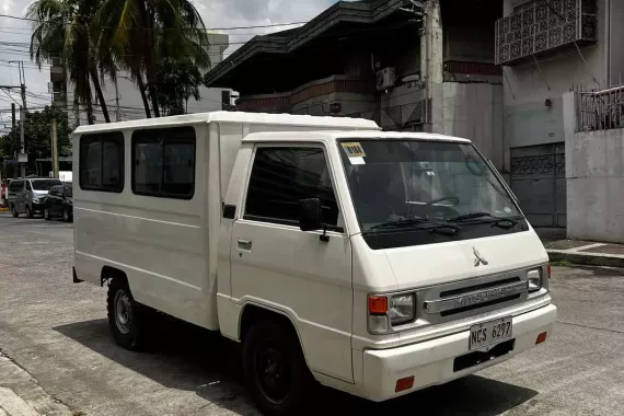 Mitsubishi L300 Deluxe 2017