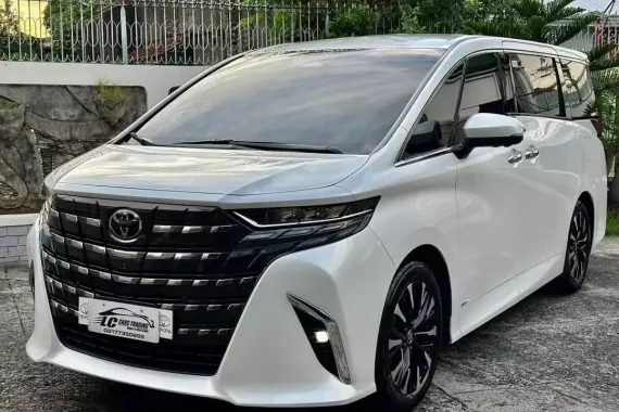 HOT!!! 2024 Toyota Alphard HEV CVT 2.5L Hybrid for sale at affordable price